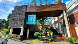 아이들 다칠라 신문지로 마루 보수⋯춘천시 도서관 관리 미흡