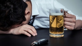 여자친구 신고로 하루 2번 음주운전 적발된 남성 집유