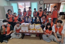 포항시 장량동, 어버이날 맞아 경로당 대청소 및 카네이션 전달