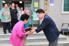 손병복 울진군수, 같이 식사합시데이로 어르신들 안부 챙겨