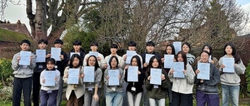 달성군 고교생,  영국 옥스퍼드 연수 마치고 안전 귀국