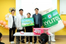 롯데웰푸드, 닥터자일리톨버스 충남 부여 충화초등학교 방문
