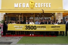 메가MGC커피, 광주시청역 3500호점 오픈