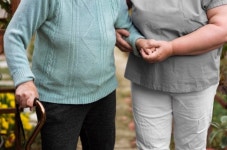 [정책포커스] 65세 이상 노인 3명 중 1명 나홀로 가구...정부 지원 혜택은?