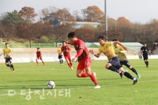 씁쓸한 강등전…춘천에 0-2로 패