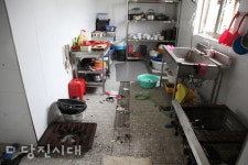 신평면 금천2리 마을회관 가스 폭발…결국 1명 사망
