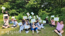 주민 마을해설사와 함께 이의무신도비 답사