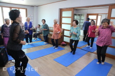 신평면 신흥1리, 건강 체조·한글 교실 활발