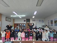 폐건전지와 성금을 기부했어요