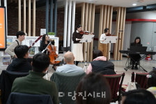 차와 클래식의 향연, 오감 만족 말하는 공연