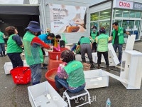수해 복구 위해 지역사회 함께 팔 걷었다