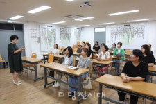 인문학으로 마음을 여는 시간…나루문학회, 인문학 강좌 열어