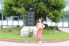  [세상 사는 이야기] 우강면 내경1리 출신 박옥진(59) 씨  우강면 시골 꼬마, 영국서 한인 최초 부시장됐다