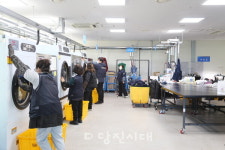 맡겨 주시면 깨끗하게 세탁해드립니다 