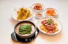 [신설상가] 정담명가 남원추어탕 원당점(원당동) 정진아·지형철 대표  좋은 재료로 정직하게 끓인 추어탕 한 그릇