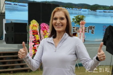 美 안네트 국학기공‧K명상으로 건강 찾아 병원서 환자들 돕는다