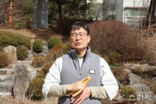꽃피는 부산 동백섬의 새벽, 건강이 활짝 피어납니다