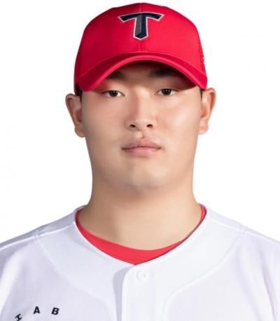 KIA 타이거즈, 좌완 투수 김유신과의 재계약 포기..6명 육성선수 말소