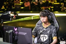 [LCK] 6연승 달성한 농심, T1과 공동 1위