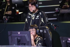 [LCK 현장] T1, 젠지에게 0:2 패배 당하며 1승 2패 머물러(종합)