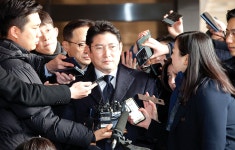 효성 총수 다시 부른 검찰, 4년 수사 마침표 찍나