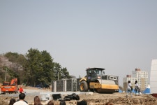 200억 들인 벚꽃 광장, 난장판으로 방치한 울주군