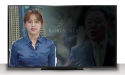 왜 여성은 안경 쓰고 뉴스 진행하면 안 되나요?
