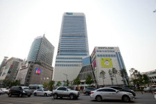 두산家 4세 박진원의 이상한 벤처 투자 