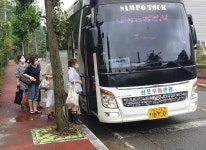 [진주24시] 산업단지 무료 통근버스 근로자에게 호응