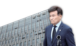 [단독] 김원웅, 광복회에 측근과 임원 가족 몰래 채용했다