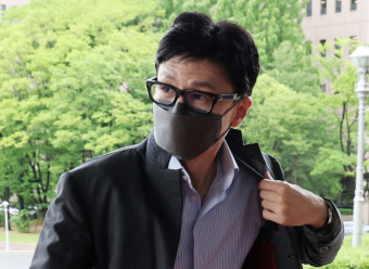 '차기 잠룡'으로 몸집 키운 한동훈…여론조사서 '깜짝' 3위 [알앤써치]