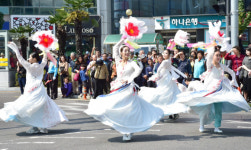 [서부경남24시] 진주시, 개천예술제 가장행렬 대회 참가팀 공모