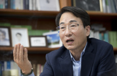 개딸에 선전포고한 非明…이재명, 남국의 늪 벗어나려면 손절해야