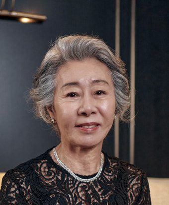 윤여정 