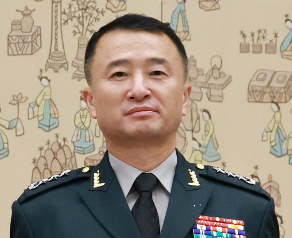 비상계엄 내란 의혹, 국방정보본부장 원천희 피의자 신분 조사 중