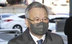 '대장동 로비 의혹' 법정구속된 박영수, 2심 앞두고 보석 청구