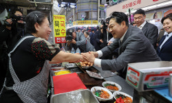 그만 좀 싸워라 대전 상인 지적에 장동혁 안 싸우면 지지유