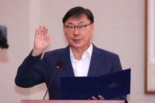 이화영 '술파티 위증 의혹' 재판, 검찰의 법관 기피신청에 정지