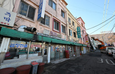 [인천 24시] 송현자유시장 철거 첫 삽…동인천역 일대 도시개발사업 시동