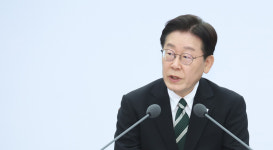 李대통령 지지도 62.2%…민주 51.1%·국민의힘 30.6% [리얼미터]