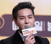 검찰, '부실 복무' 송민호에 징역 1년6개월 구형