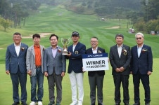 옥태훈 천하 KPGA 경북오픈, 시즌 3승·통산 4승…예천 한맥CC와 채리티 경북에 1억 원 기부