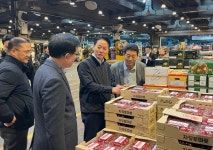 지속 가능한 유통환경으로 농산물 수급 안정 나선 농협…가락시장 시범휴업 앞두고 현장 점검