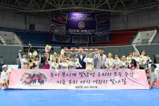 황지초가 인천구월초 꺾고 제20회 태백산기 핸드볼대회 여초 우승