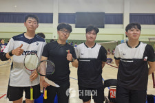 [현장] 제26회 서구청장기 배드민턴대회 참가 선수들