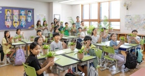 코웨이, 서울 삼일초에 청정학교 교실숲 제7호 조성