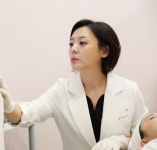 가을철 뚝 떨어진 피부탄력...피부 고민 해결하려면