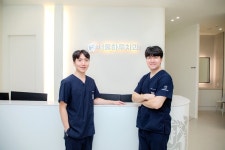 서울대 출신 의료진 진료 서울하루치과, 수원 권선구 개원
