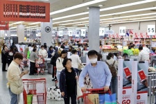 롯데 유통군, 12일까지 롯데레드페스티벌 개최