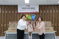 아웃백 천안펜타포트점, 취약계층 아동·청소년에게 카카두 그릴러·치킨 세트 전달